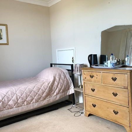 Llangwyryfon Country Breaks Bed & Breakfast อาเบอรีสวิท ภายนอก รูปภาพ