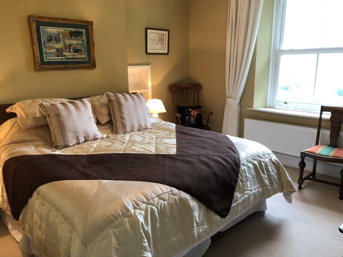 Llangwyryfon Country Breaks Bed & Breakfast อาเบอรีสวิท ภายนอก รูปภาพ