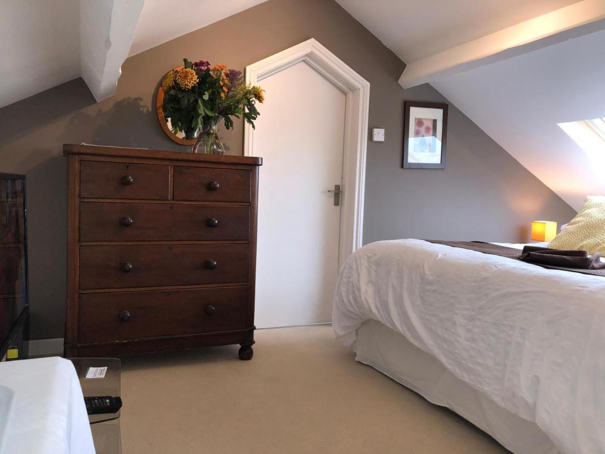 Llangwyryfon Country Breaks Bed & Breakfast อาเบอรีสวิท ภายนอก รูปภาพ