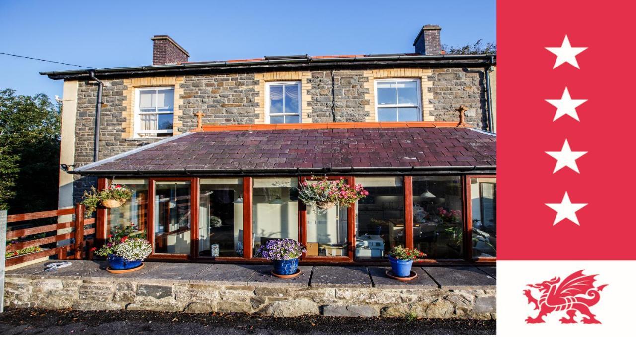 Llangwyryfon Country Breaks Bed & Breakfast อาเบอรีสวิท ภายนอก รูปภาพ